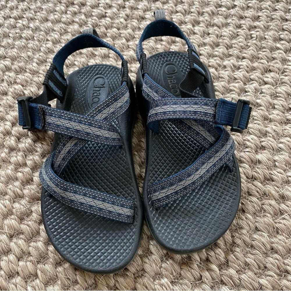 Kids Chaco Sandals Size 1 Worn Once
